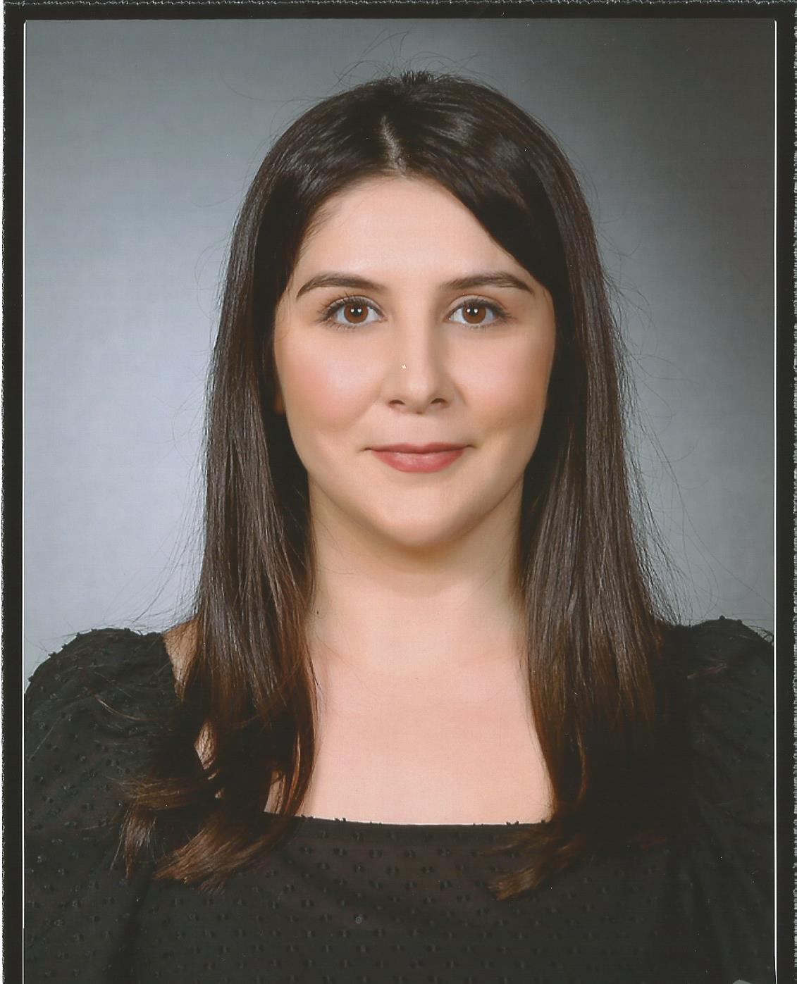 FATMA GÜL ÖZÇELİK DEMİRBANKA